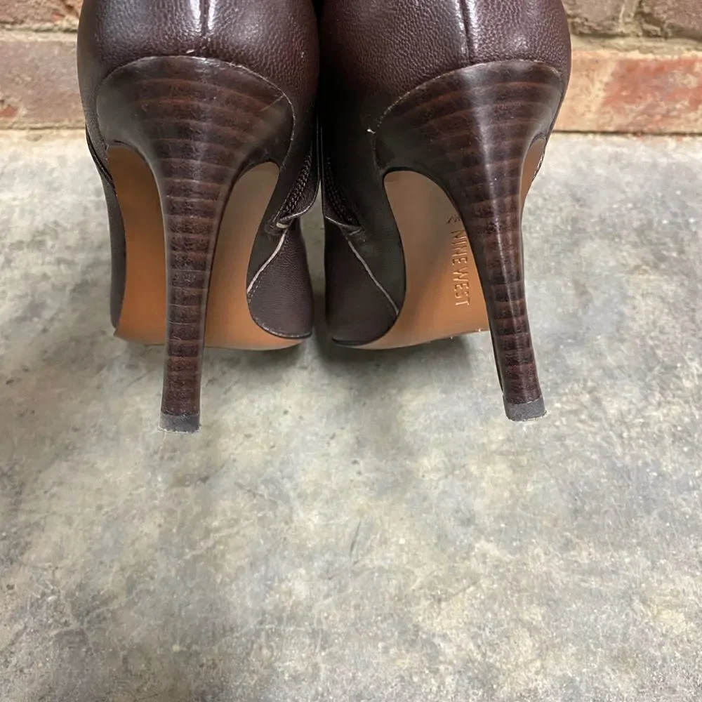 Nine West Brown Leather Buckle Heeled Bootie Size 8.5